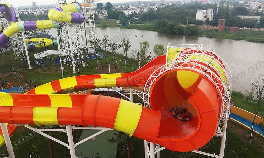 江苏盐城长乐水世界巨蟒滑道 江苏盐城长乐水世界巨蟒滑道