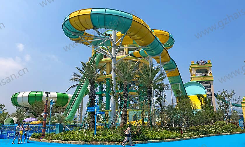 浙江宁波大目湾阿拉的海水上乐园冲天回旋&巨兽碗