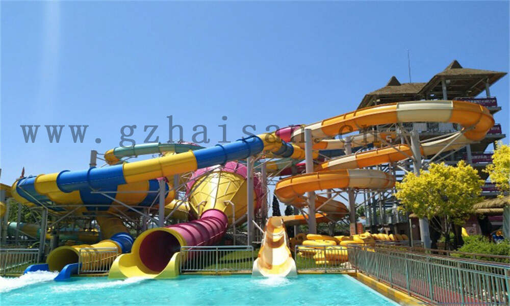 如何设计具有国际化元素的水上乐园？